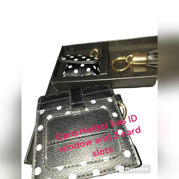 Collection Xiix 3 Piece Gift Set Keychain, Headphone Case,Credit Card Holder NWT - Picture 7 of 7